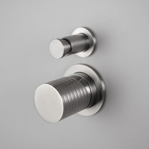 2-way built-in mixer O·PLUS Brushed Inox 316L